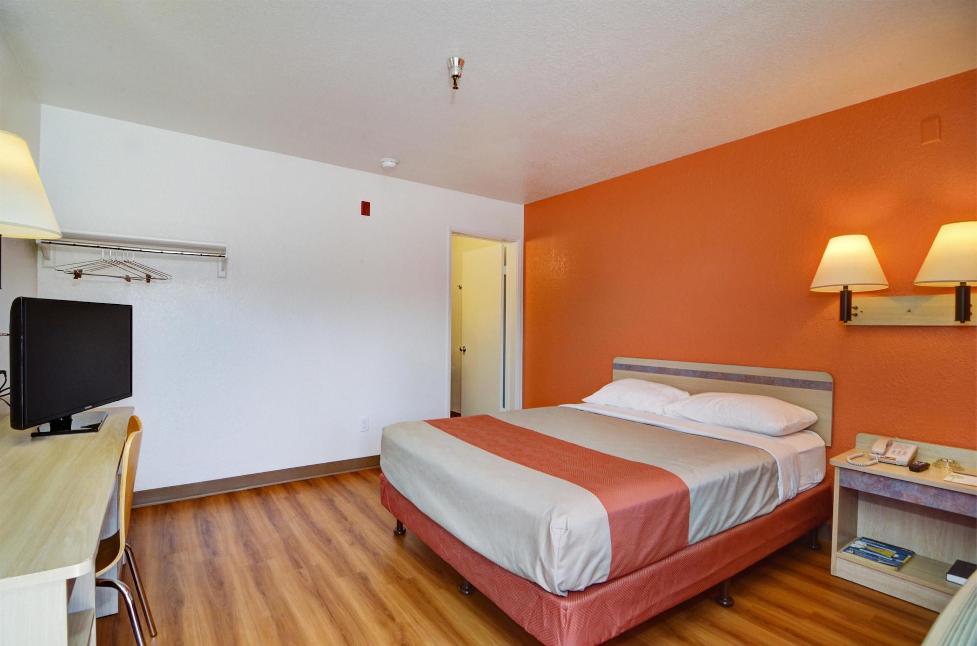 6-twentynine Palms, Ca Hotel