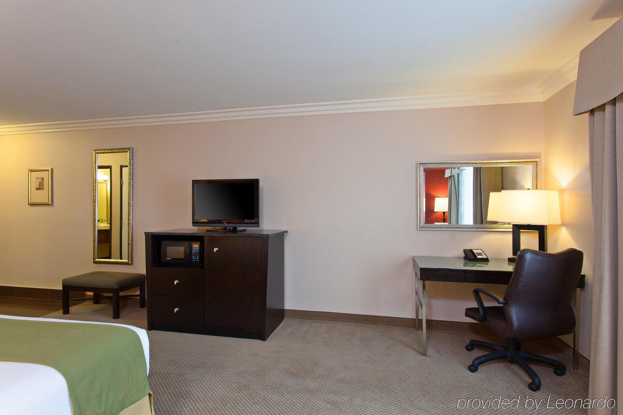 6-twentynine Palms, Ca Hotel 2*