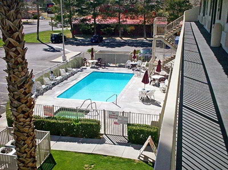 Hotel 6-twentynine Palms, Ca